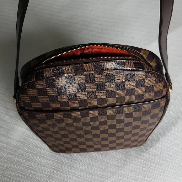 Louis Vuttion Damier Ebene Ipanima Bag - Picture 4 of 10